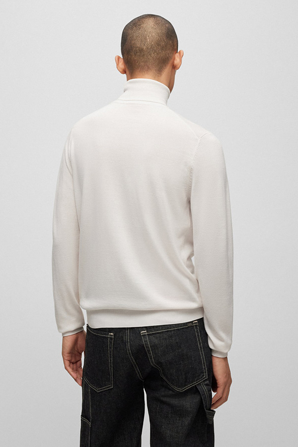 ΠΛΕΚΤΗ ΜΠΛΟΥΖΑ HUGO - 118 ΕΚΡΟΥ